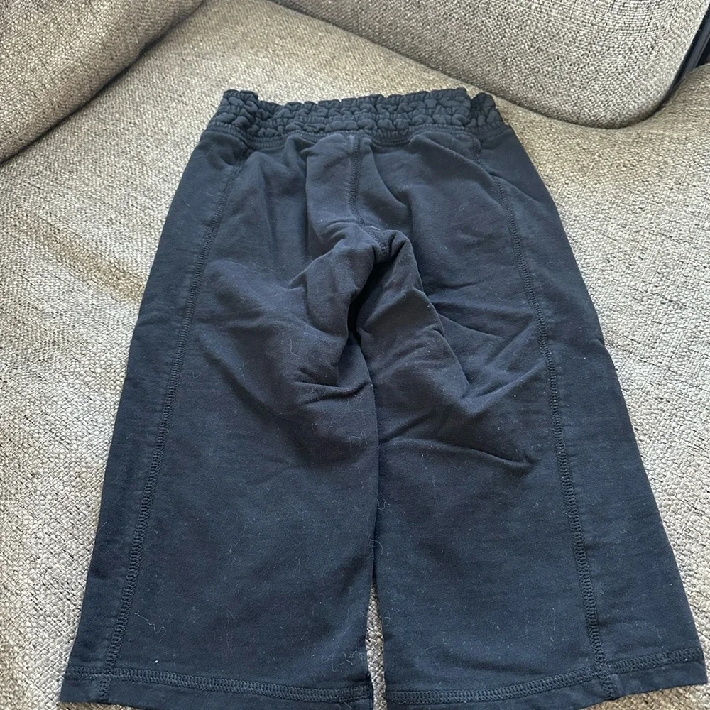 Old Navy Girls Wide Leg Crop Sweatpants Navy Blue Smocked Elastic Waist Size S 6